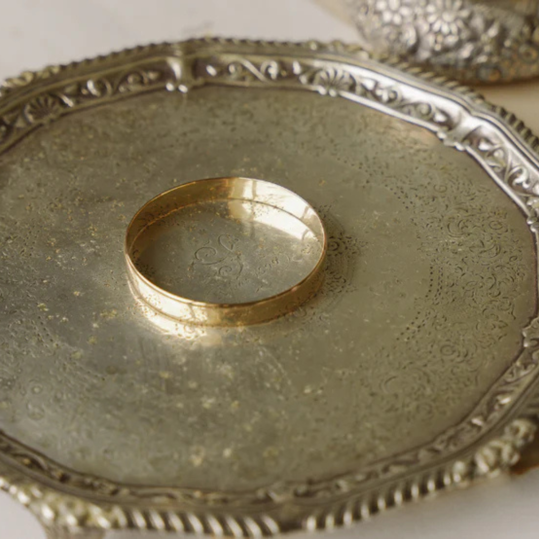 9ct Gold Thick Bangle