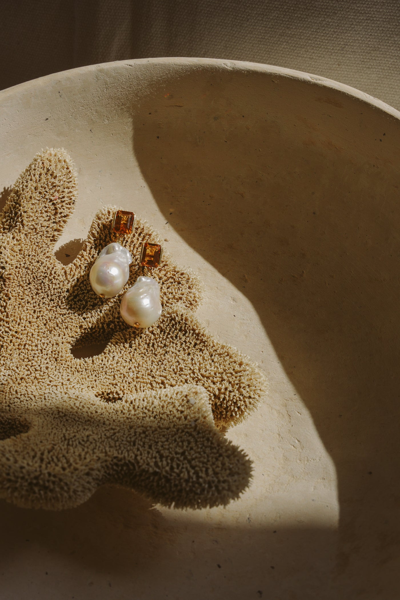 Diana Pearl Earrings