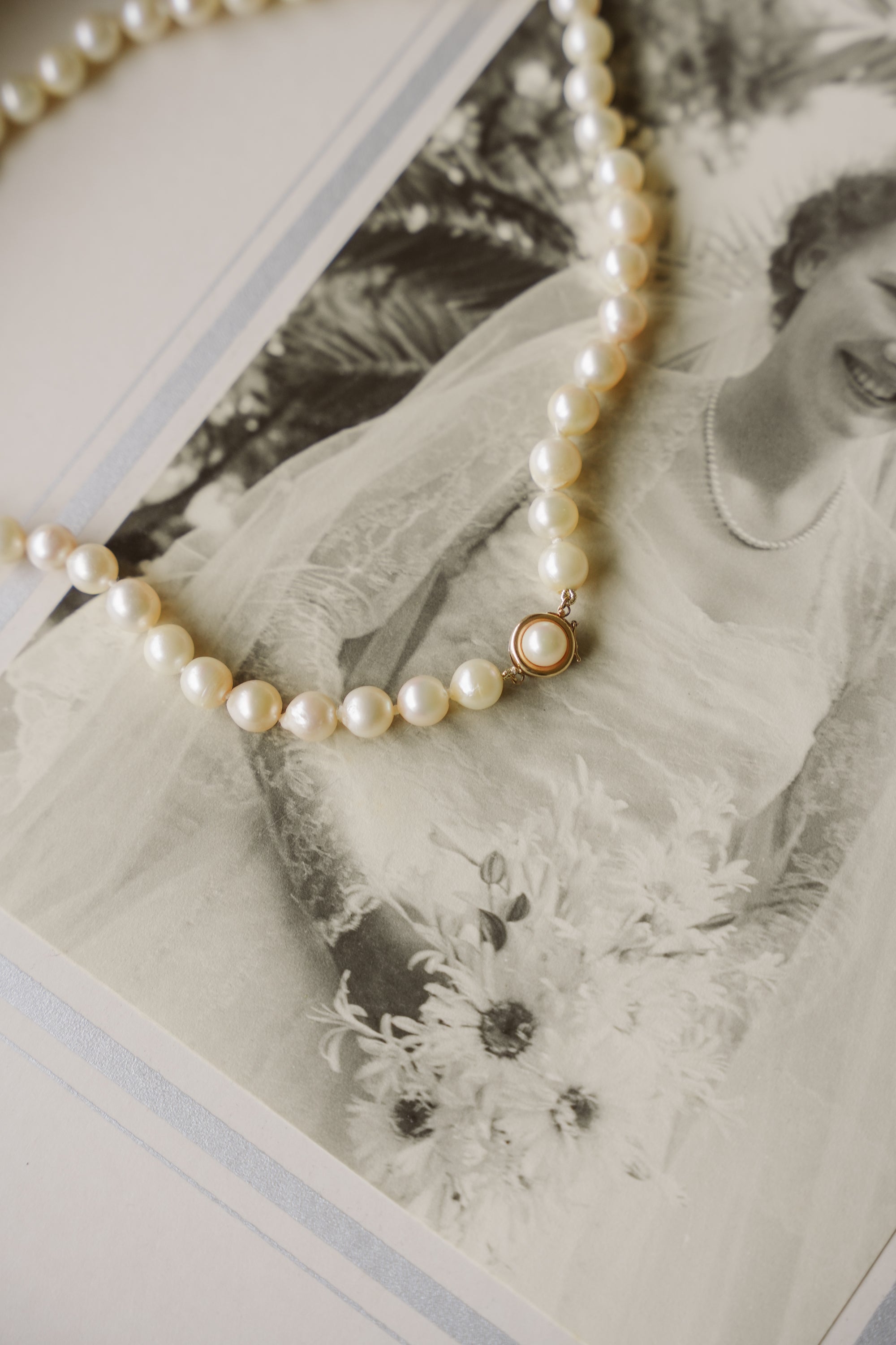 Pearl Necklace with Bezel Clasp