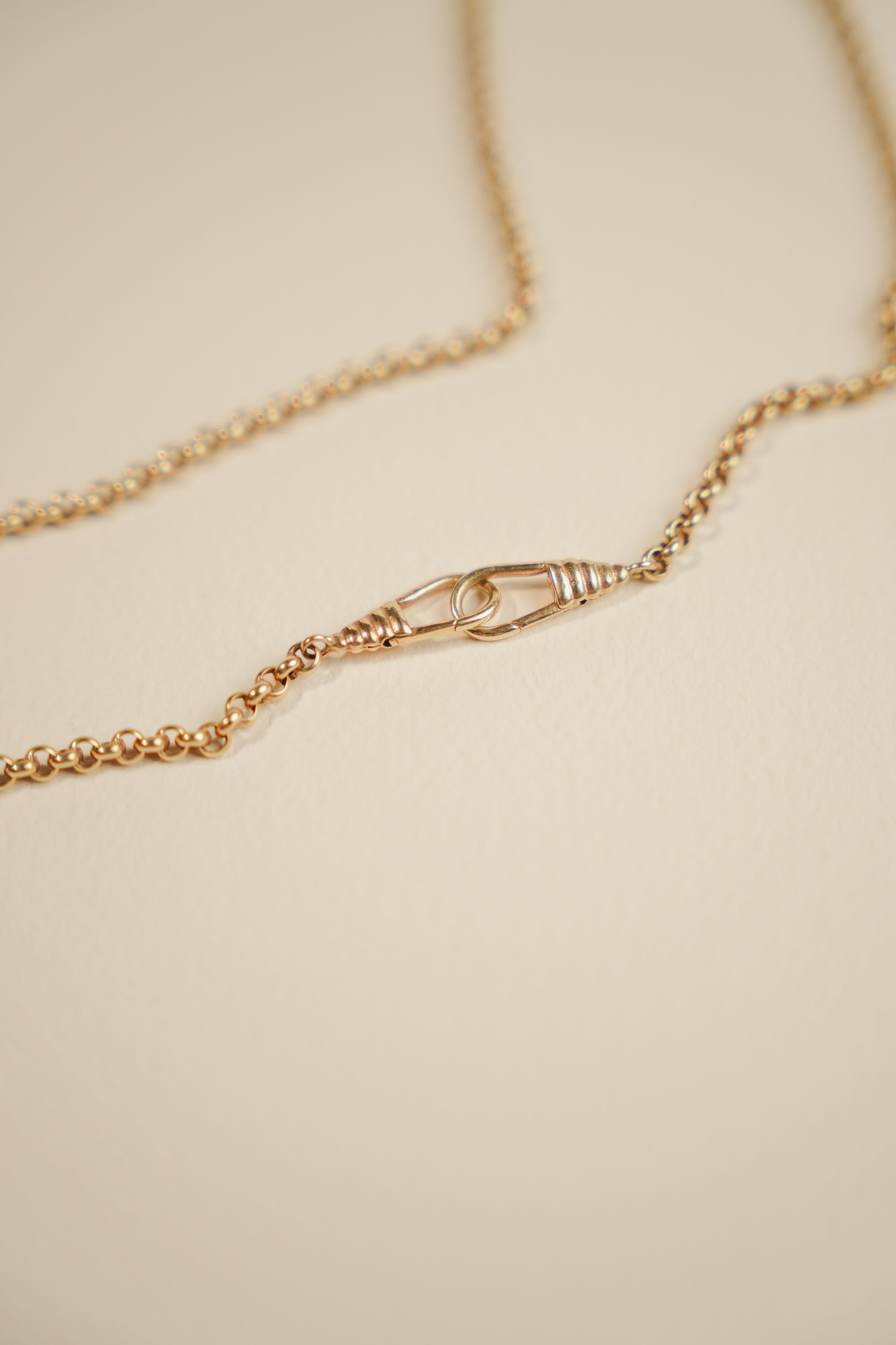 9kt Vintage T-Bar Belcher Necklace