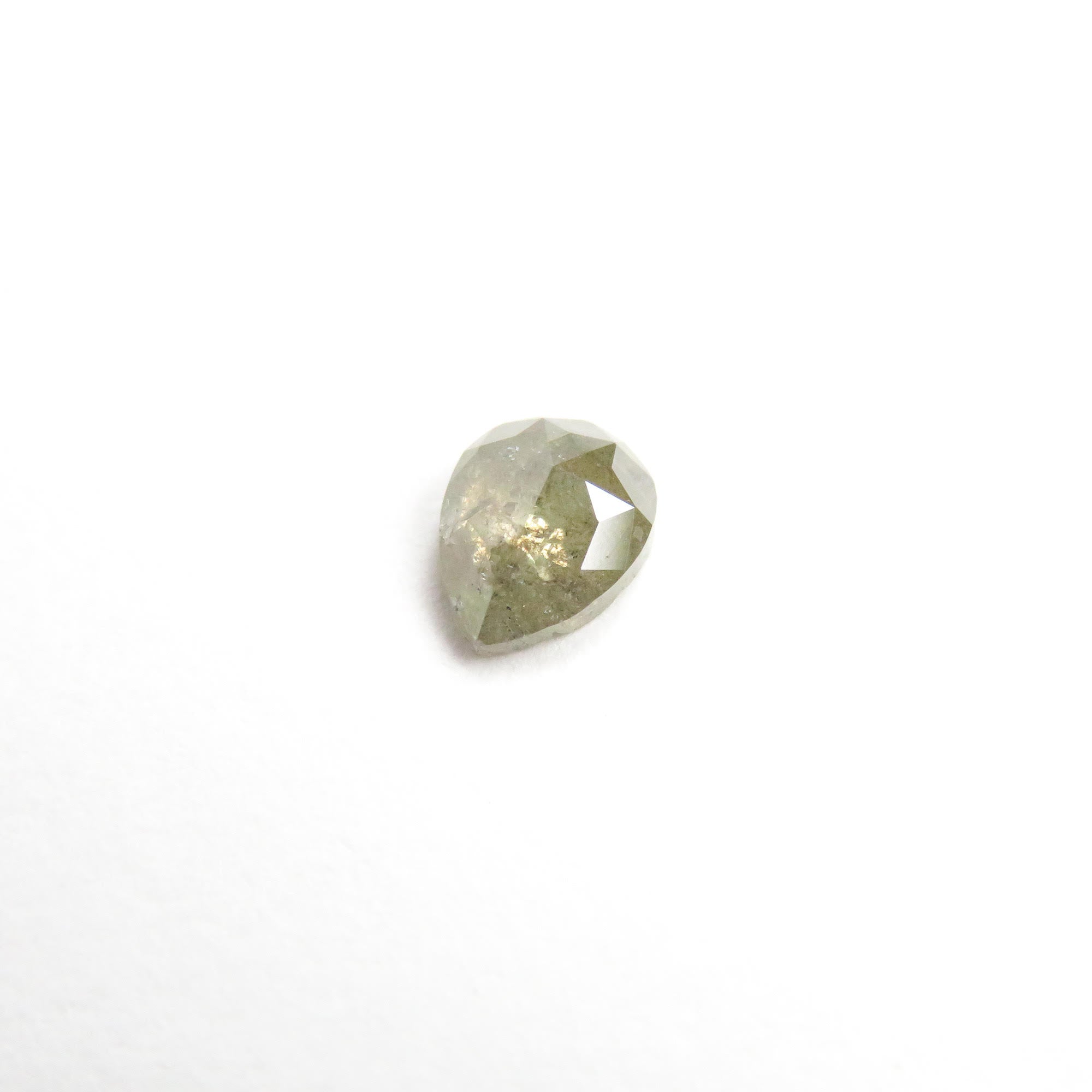 GREEN PEAR-SHAPED DIAMOND PENDANT - Sadie + Jean