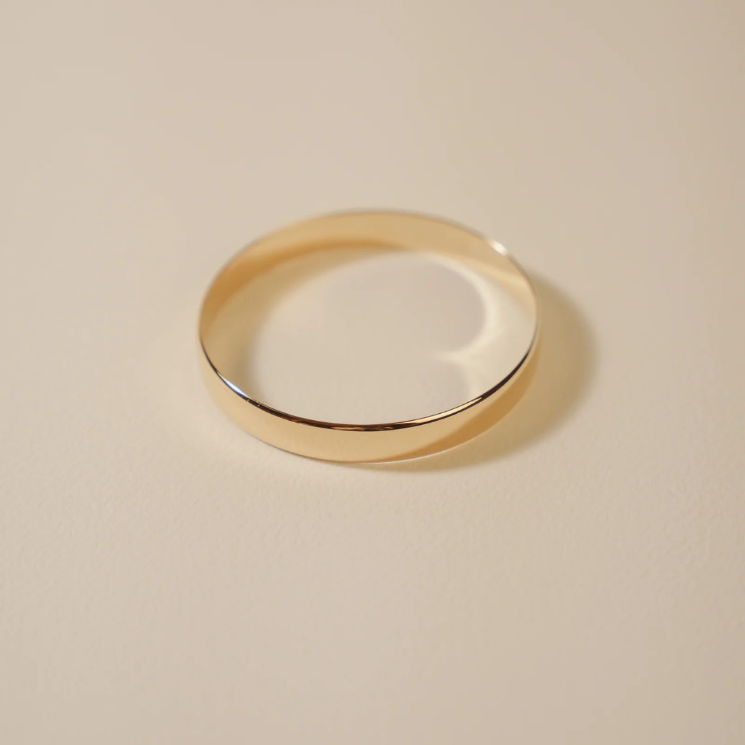 9ct Gold Thick Bangle