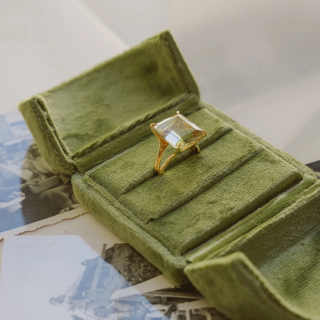 18kt Quartz Citrine Cocktail Solitaire Ring