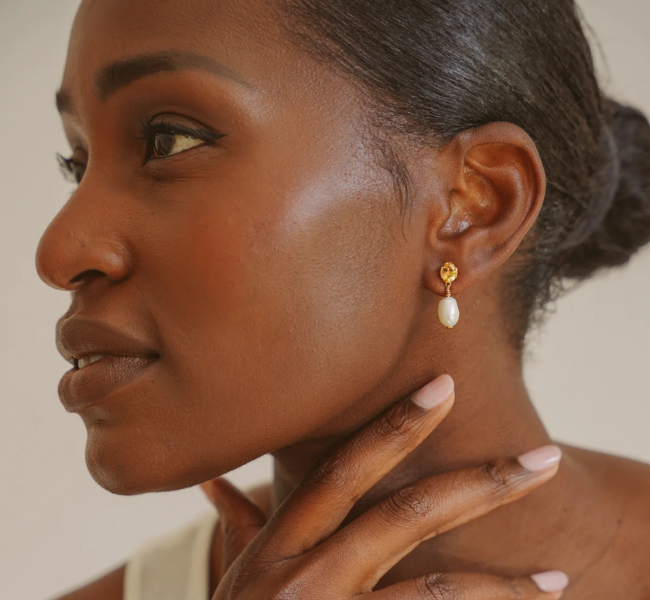 Audrey Pearl Earrings