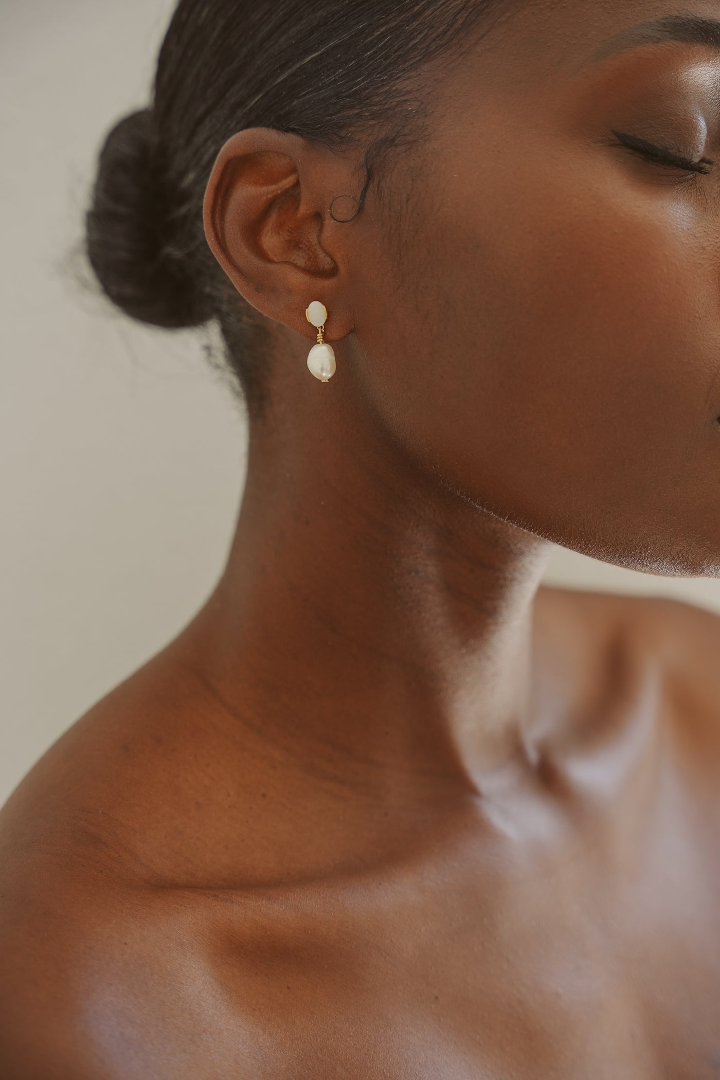 Audrey Pearl Earrings